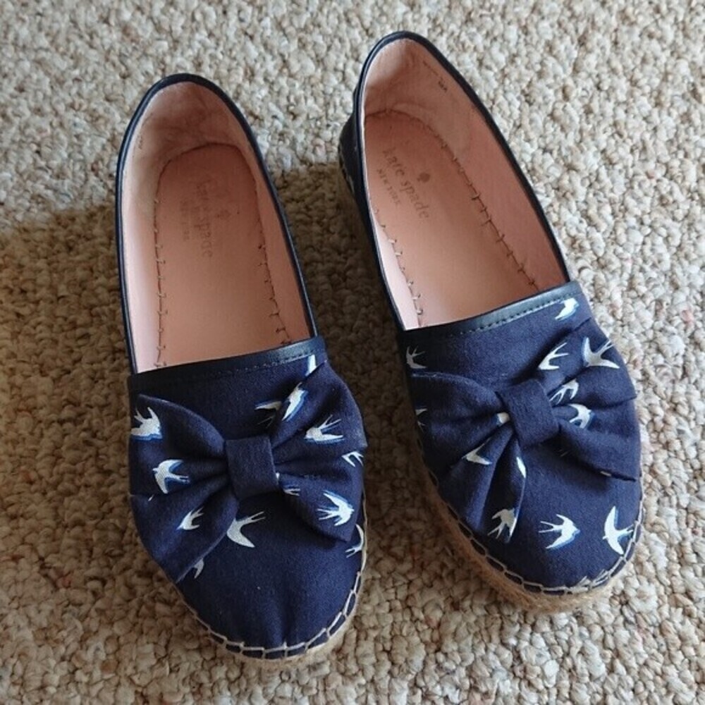 Kate Spade Navy Blue & White Bird Swallow Print Espadrilles Slip On size 6